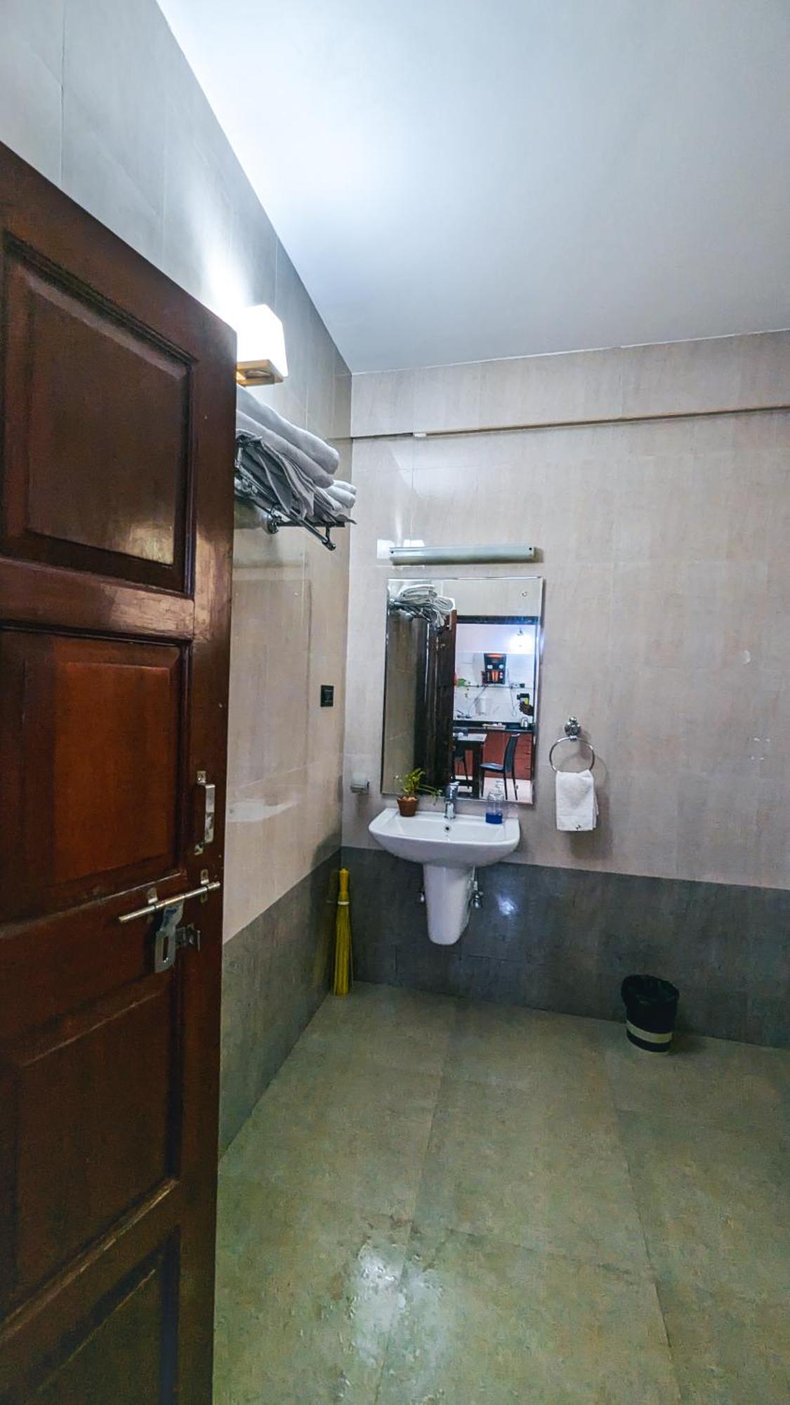 The First House By V3Homestay 4Bhk Private Pool Calangute Exterior foto