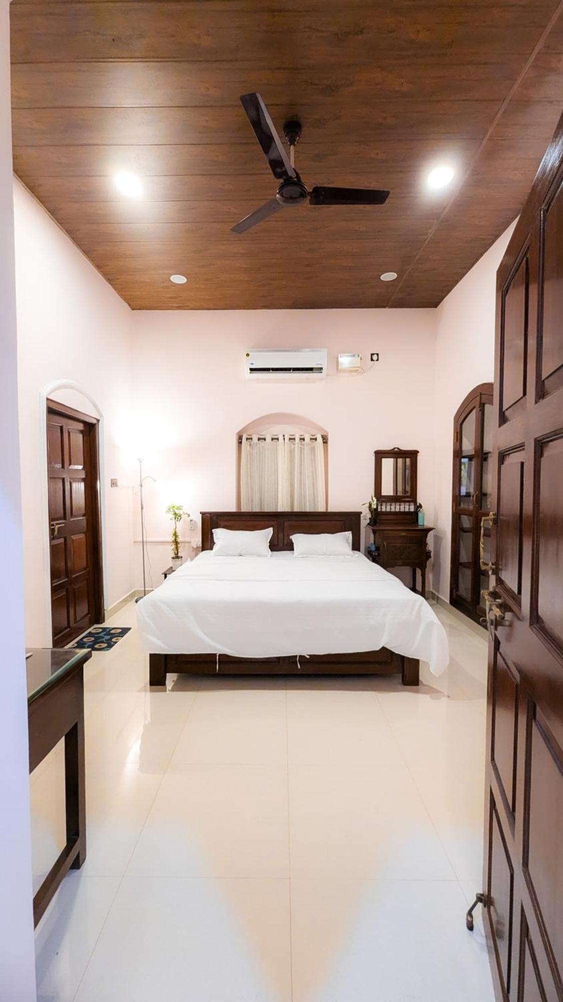 The First House By V3Homestay 4Bhk Private Pool Calangute Exterior foto