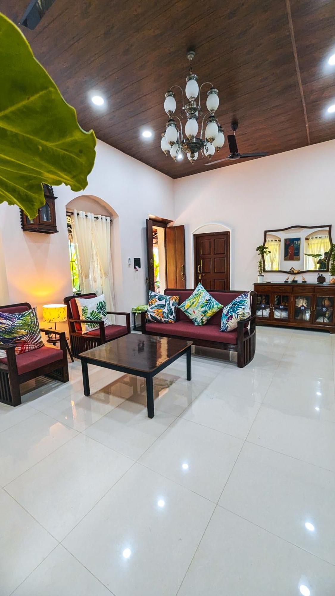 The First House By V3Homestay 4Bhk Private Pool Calangute Exterior foto